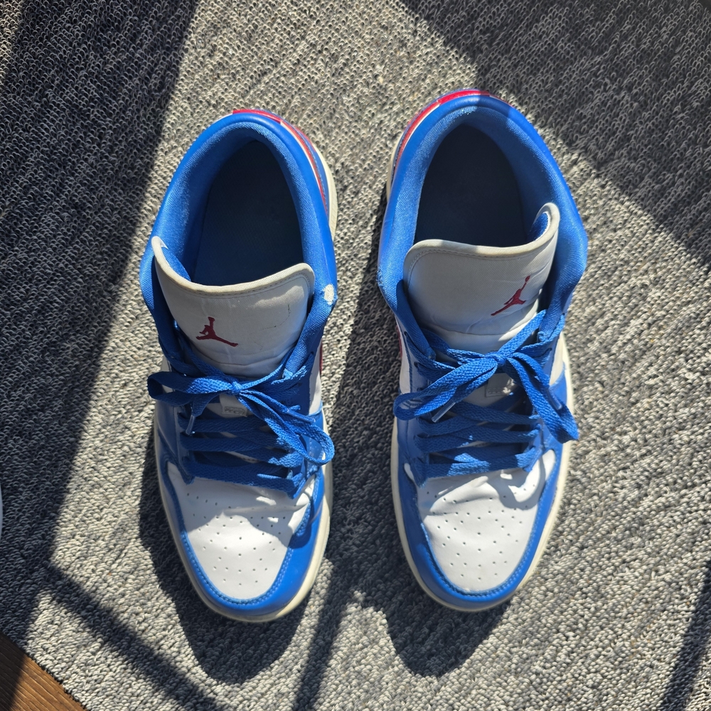 Jordan Womans Blue and White Sneakers - Picture 3 of 15